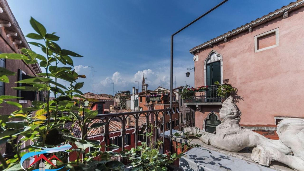 Au Nom De La Rose Apartamento Venecia